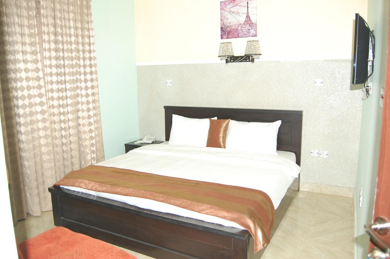 Grand Capital Hotel Akure Extérieur photo