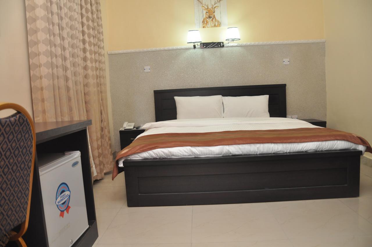 Grand Capital Hotel Akure Extérieur photo