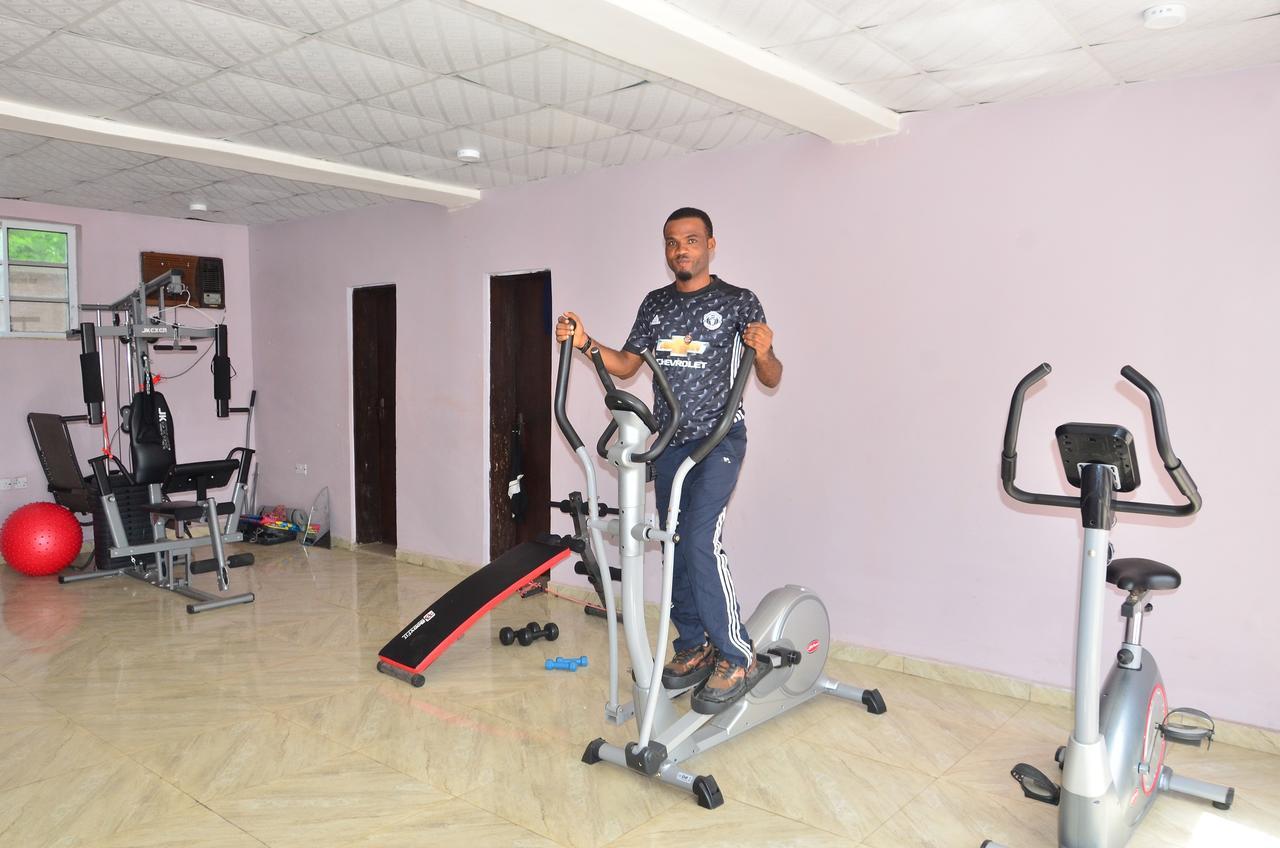 Grand Capital Hotel Akure Extérieur photo