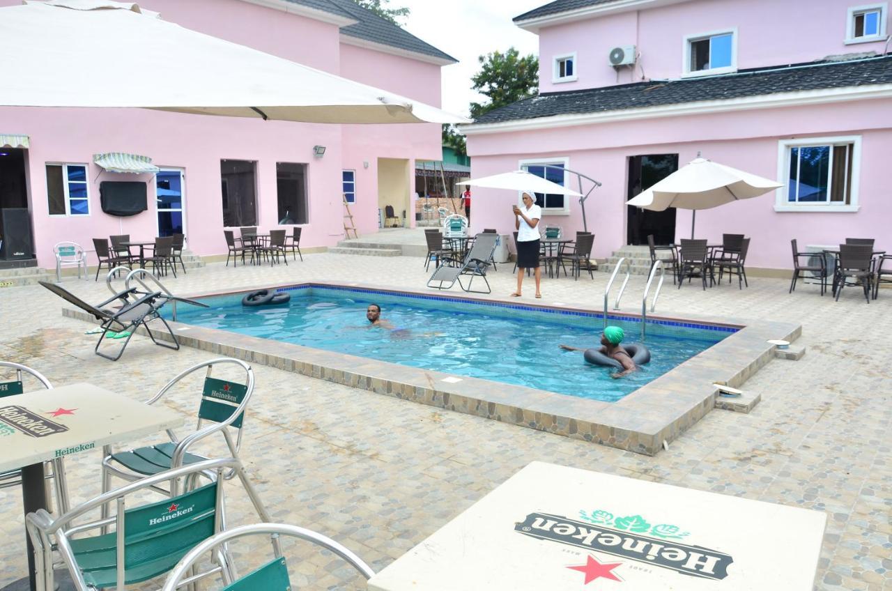 Grand Capital Hotel Akure Extérieur photo